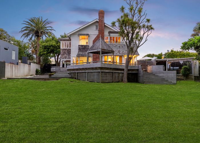 Free property data for 34 Hamilton Road, Herne Bay, Auckland homes.co.nz