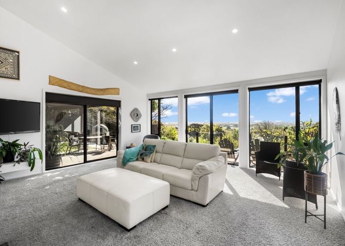  at 16 Morgans Valley, Heathcote, Christchurch City, Canterbury