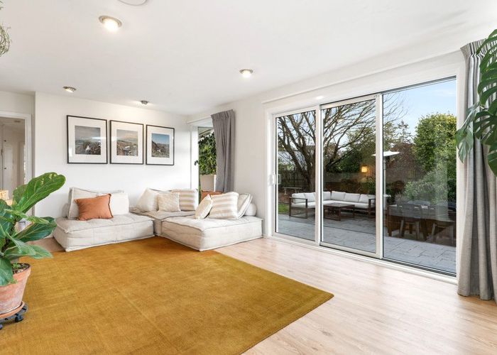  at 3 Saunders Place, Redwood, Christchurch City, Canterbury