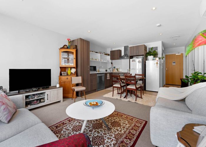  at 106/3 Rose Garden Lane, Albany, North Shore City, Auckland