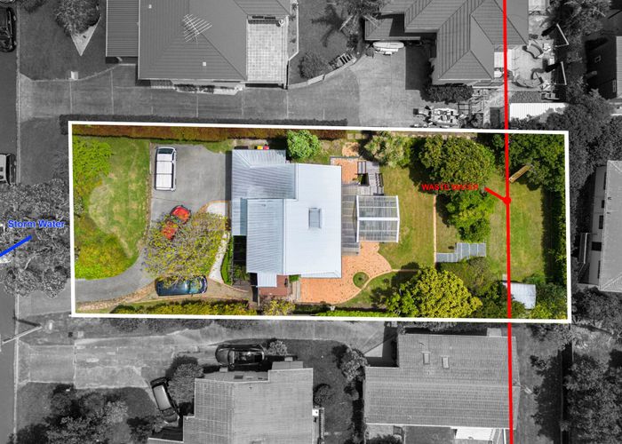  at 8 Hyde Road, Rothesay Bay, Auckland