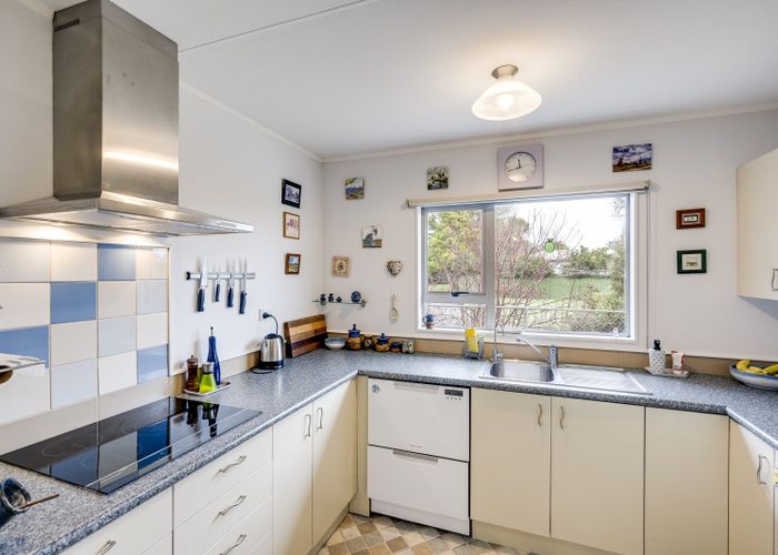  at 233A Grove Road, Mayfair, Hastings