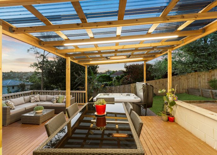  at 97 Weatherly Road, Torbay, Auckland