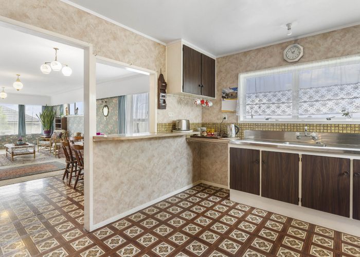  at 195 Glamorgan Drive, Torbay, Auckland