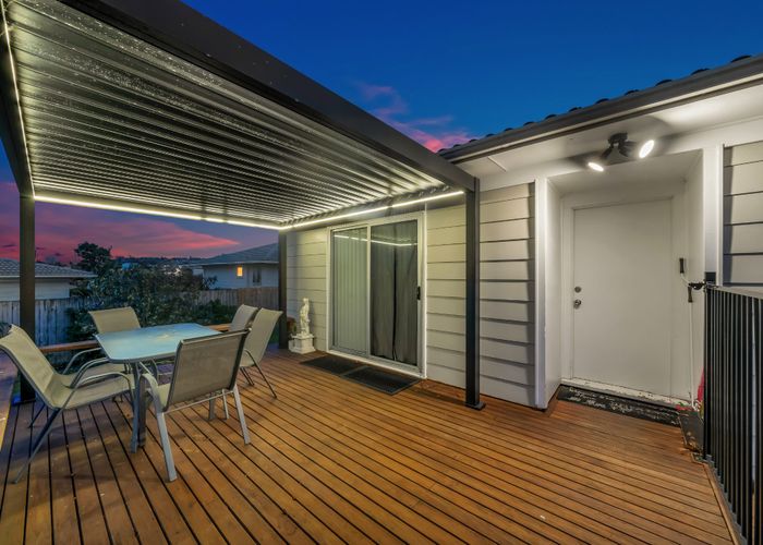  at 8A Iota Place, Manukau, Manukau City, Auckland