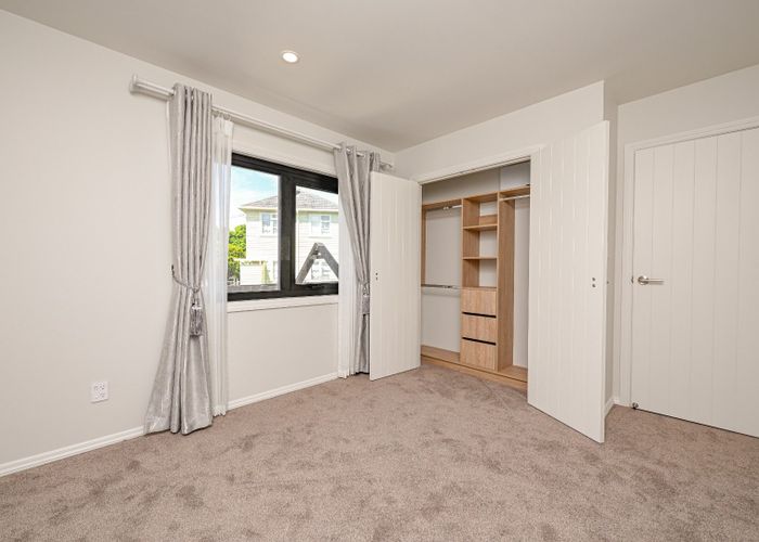  at 5/2 Gloucester Road, Manurewa, Manukau City, Auckland