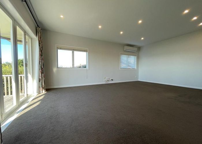  at 22 Vista Crescent, Glendowie, Auckland