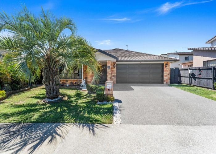  at 19 Skelligs Drive, Flat Bush, Auckland