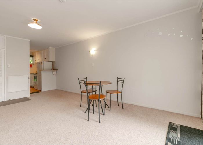  at 20 Charlton Avenue, Mount Eden, Auckland
