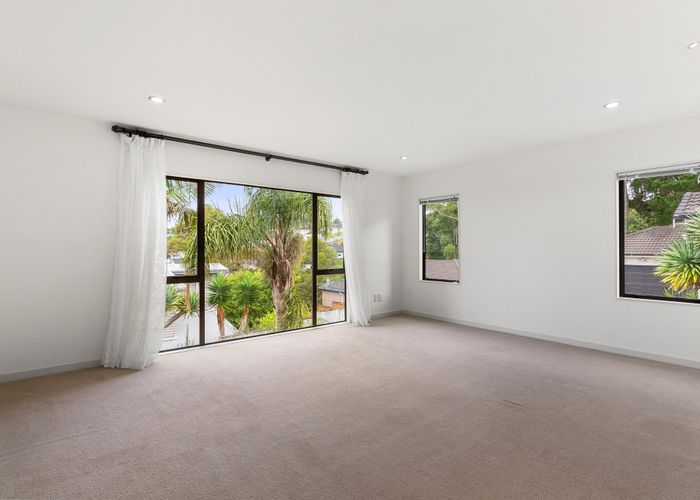  at 7 Lambir Place, Fairview Heights, North Shore City, Auckland
