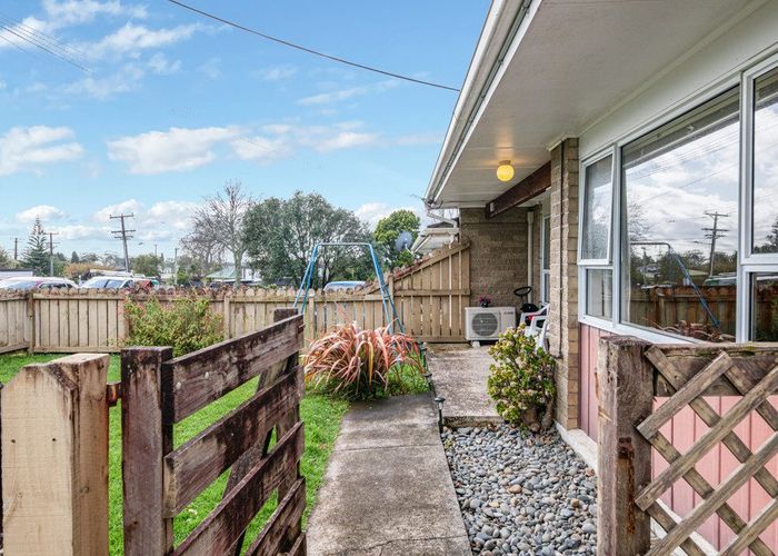  at 2/29 Nikau Street, New Lynn, Waitakere City, Auckland