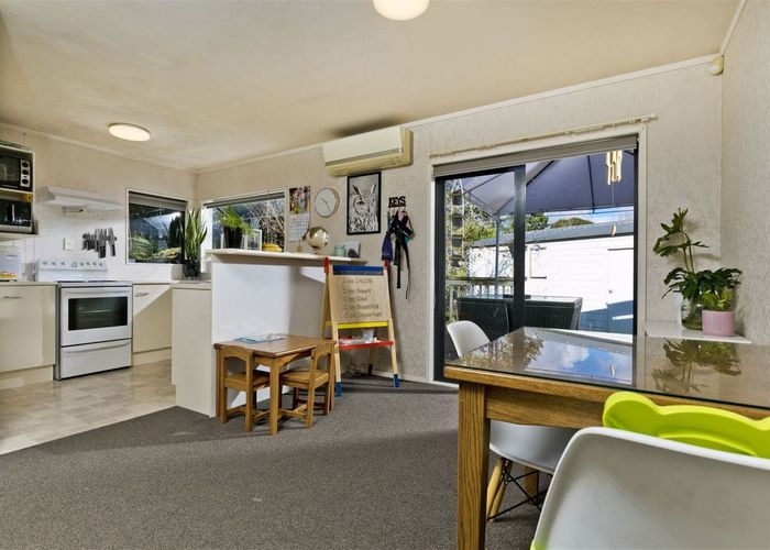  at 106 Glen Road, Ranui, Auckland