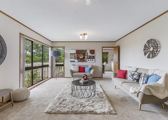  at 75 Dalwhinnie Parade, Highland Park, Manukau City, Auckland