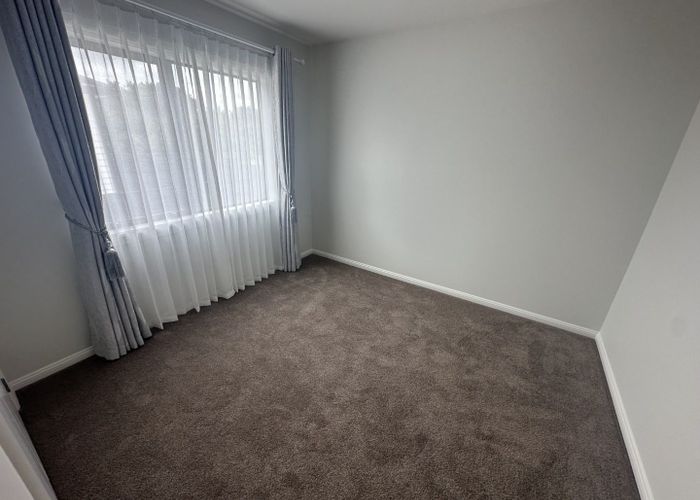  at 75 Calthorp Close, Favona, Auckland