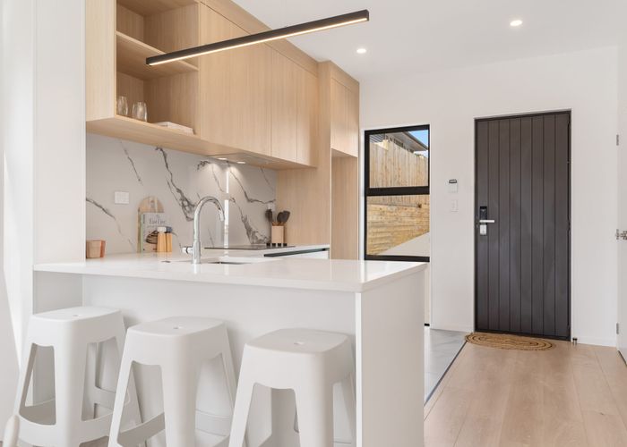  at 5/25 Abbotleigh Avenue, Te Atatu Peninsula, Waitakere City, Auckland