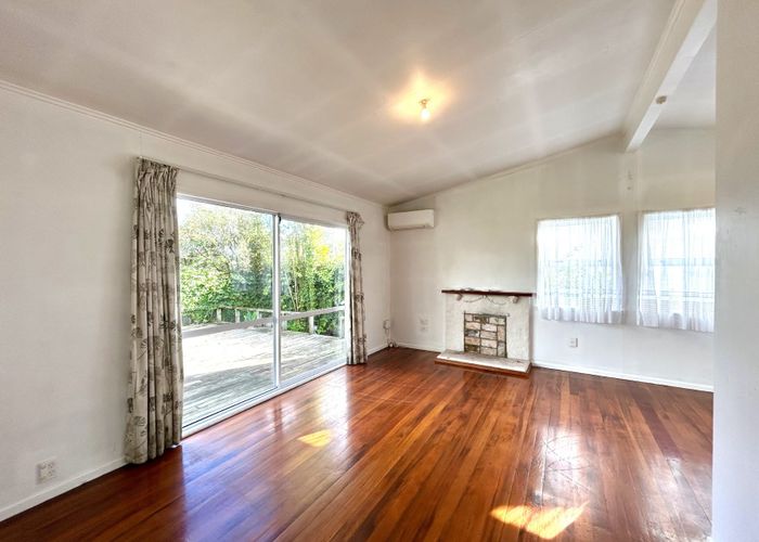  at 41 Aeroview Drive, Beach Haven, North Shore City, Auckland