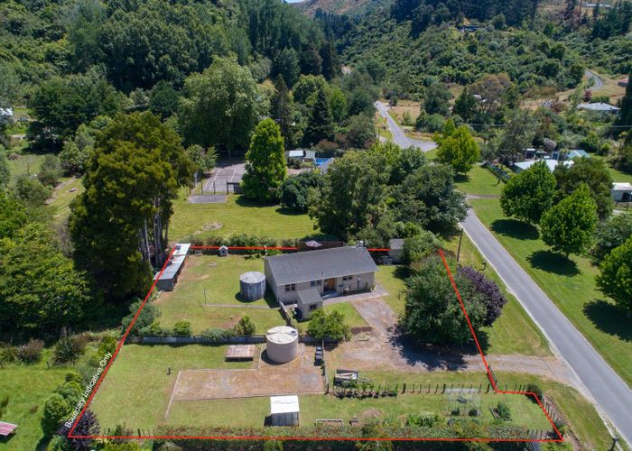  at 956 Finnis Road, Pohangina