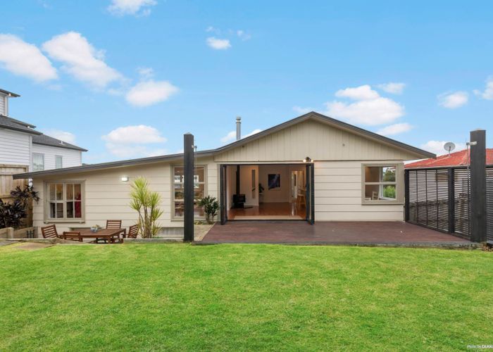  at 91 Rosedale Road, Pinehill, Auckland