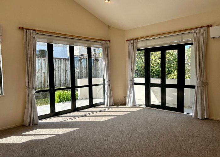  at 17 Noel Williams Place, Windsor Park, Auckland