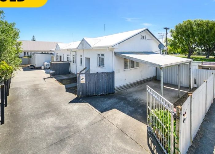  at 2 Carey Street, Longburn, Palmerston North