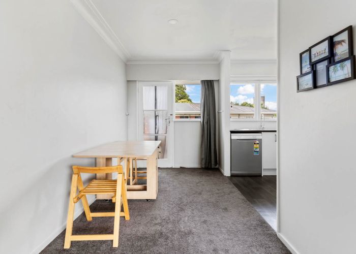  at 2/50 Pilkington Road, Panmure, Auckland City, Auckland