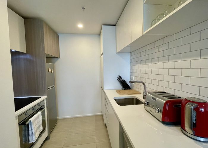  at 401/18 St Martins Lane, Grafton, Auckland City, Auckland