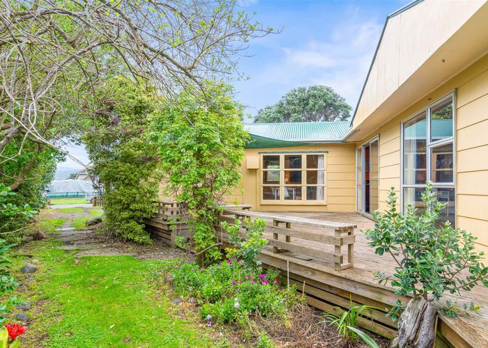  at 7 Gawler Street, Te Horo Beach