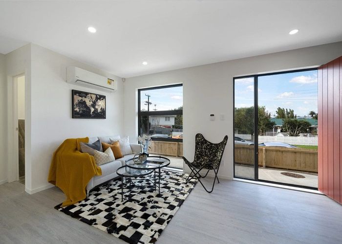  at 1/13 Sarona Avenue, Glen Eden, Waitakere City, Auckland