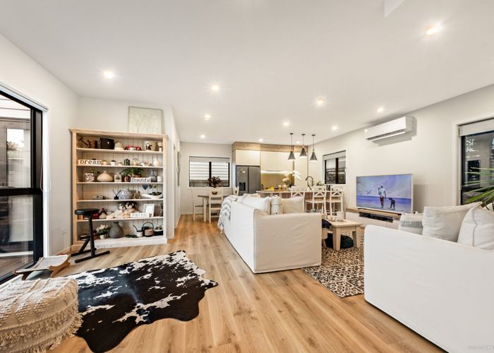  at 3B  Agathis Avenue, Mairangi Bay, North Shore City, Auckland