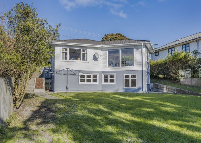  at 49 Glanmire Road, Newlands, Wellington