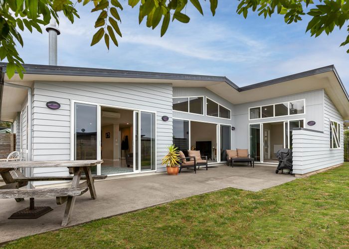  at 14 Kohikiko Place, Pohara