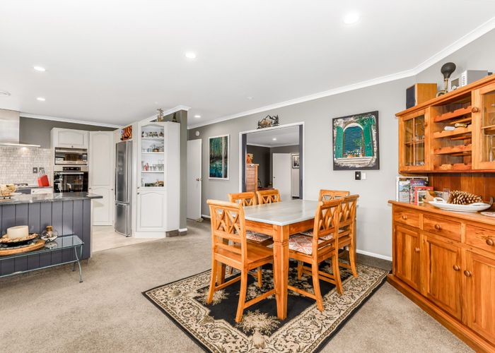  at 41 Clearwater Terrace, Brown Owl, Upper Hutt, Wellington