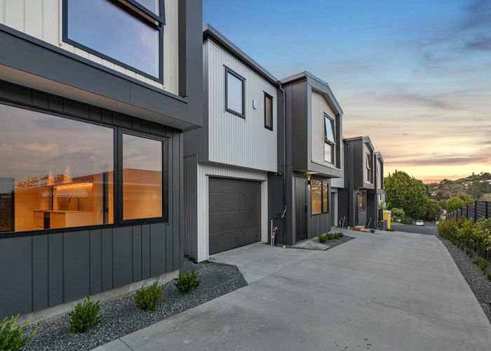  at 9E O'Donn Avenue, Beach Haven, North Shore City, Auckland