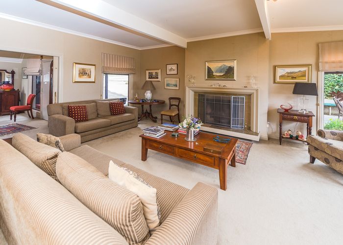 at 32 Virginia Road, Saint Johns Hill, Whanganui