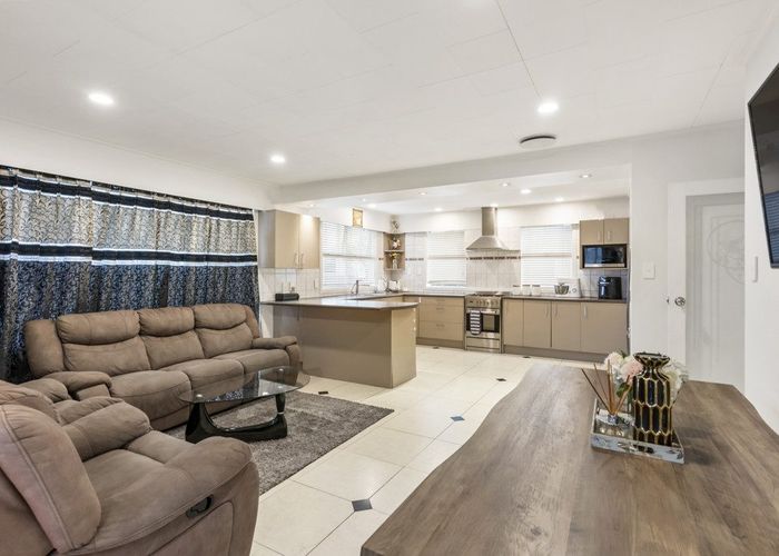  at 86 Settlement Road, Papakura