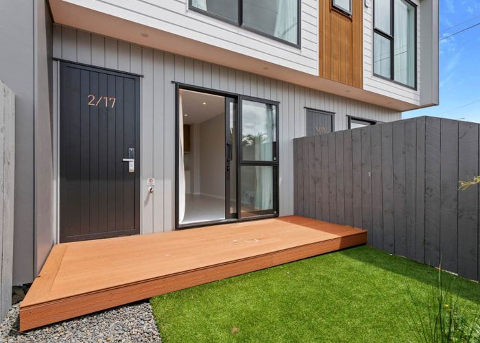  at 2/17 Parker Avenue, New Lynn, Waitakere City, Auckland