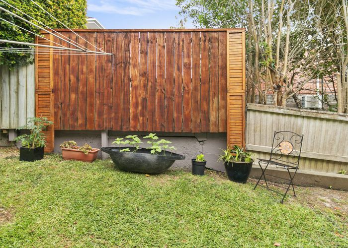  at 2/23 Ashwell Street, Kohimarama, Auckland
