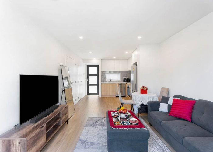  at 1B Sirius Place, Botany Downs, Manukau City, Auckland