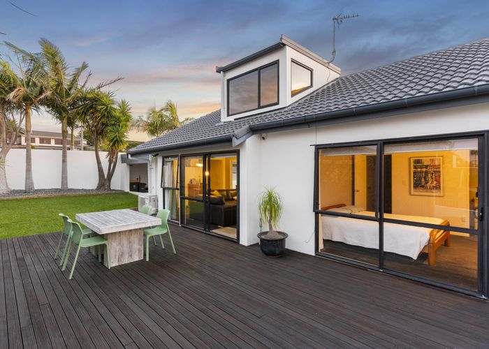  at 1/22 Falstaff Place, Half Moon Bay, Manukau City, Auckland