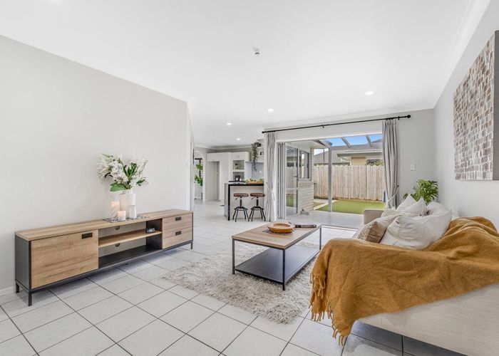  at 37 Bob Charles Drive, Golflands, Manukau City, Auckland