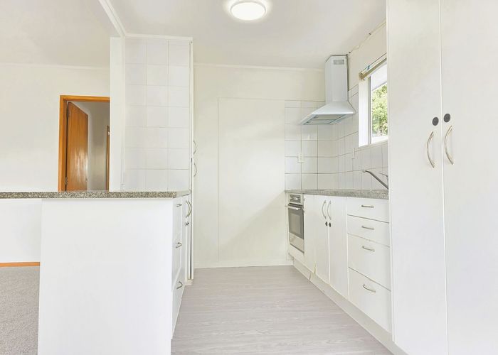  at 7 Garton Drive, Massey, Waitakere City, Auckland