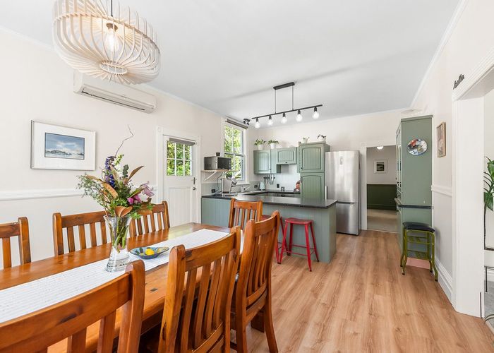  at 524 Main Road North, Timberlea, Upper Hutt, Wellington