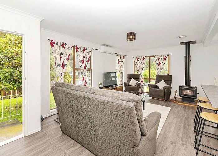  at 4 Capricorn Place, Glen Eden, Waitakere City, Auckland