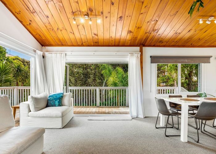  at 1/6a Sunnynook Road, Sunnynook, North Shore City, Auckland