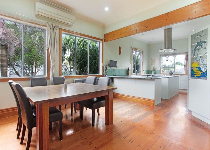  at 6 Wellesley Road, Mangere Bridge, Manukau City, Auckland