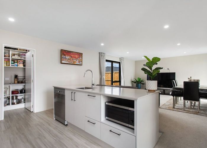  at 53 River Stone Drive, Halswell, Christchurch City, Canterbury