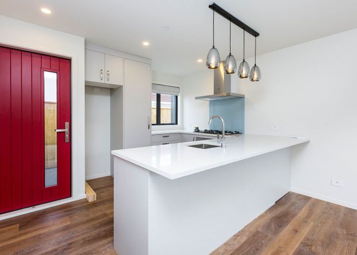  at 6 Exchange Street, Ebdentown, Upper Hutt, Wellington