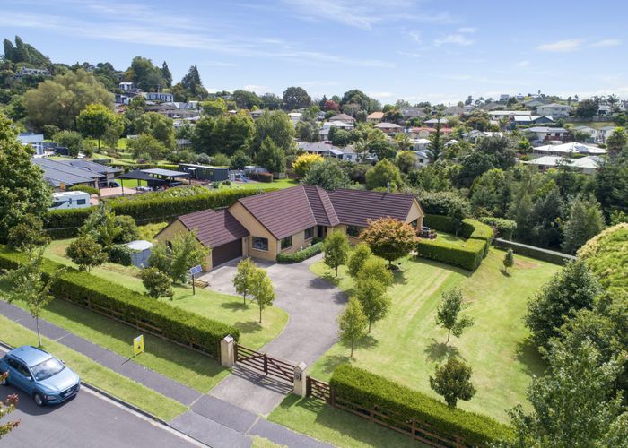  at 9 Orakei Place, Welcome Bay, Tauranga