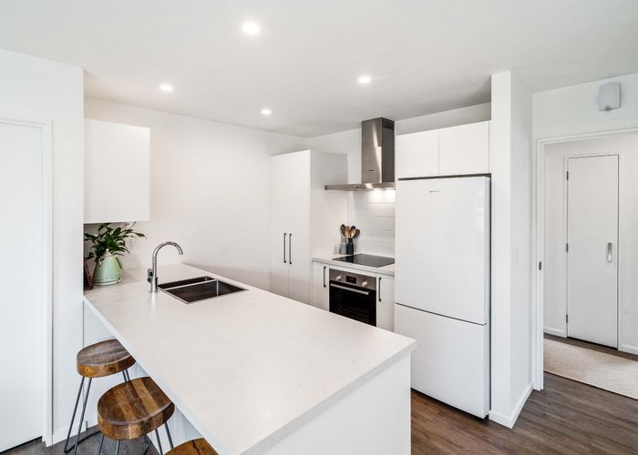 at 2/3 Nyoli Street, Northcote, Christchurch