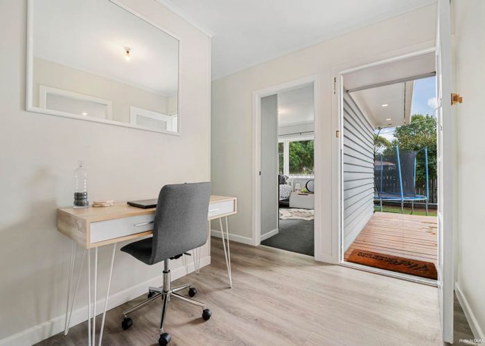  at 52 Metcalfe Road, Ranui, Auckland